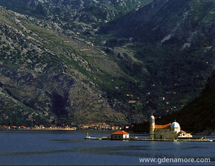 18.Ostrvo Gospa od Škrpjela